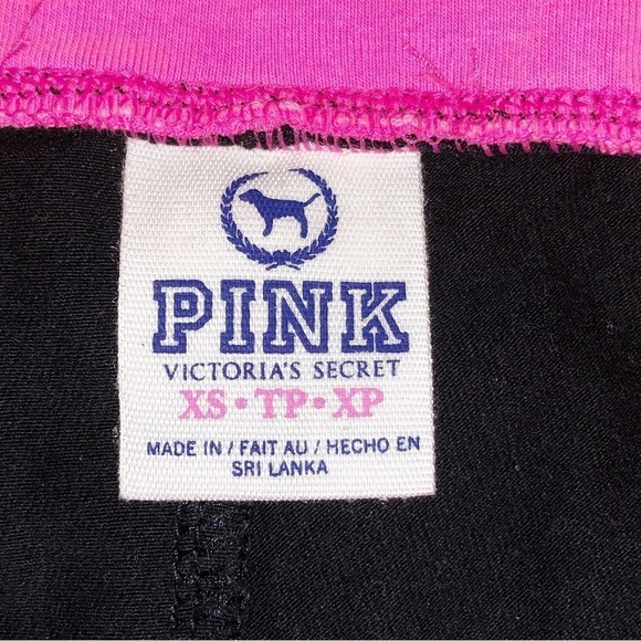 PINK By Victoria Secret Black and Pink Wide Leg Yoga Capris Size XS - Picture 2 of 5